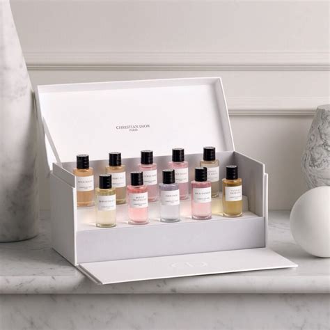 La Collection Privée Christian Dior Fragrance Discovery Set .